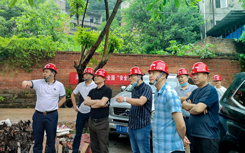  迎难而上 全力推进 奋力开拓项目建设新局面