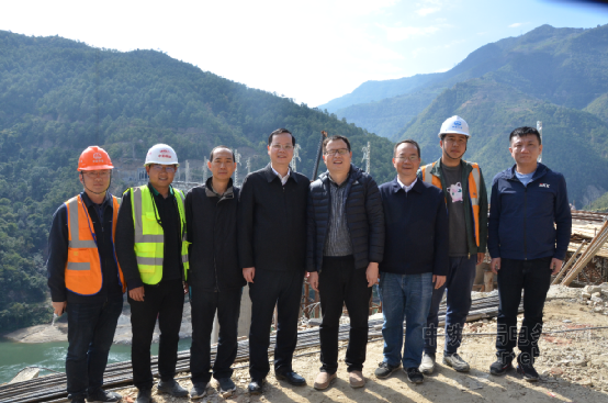 昆明局集团公司纪委书记周新勇调研大临铁路建设情况