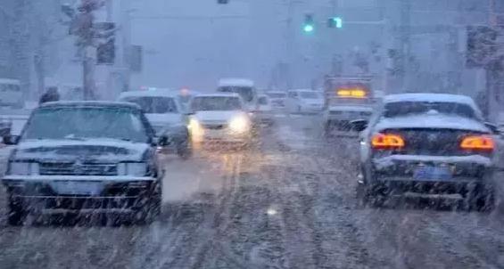 冰雪天气，曼尼通为道路畅通保驾护航