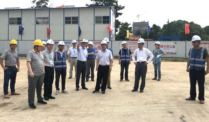 芜湖市人大常委会副主任丁祖荣到十七冶项目调研
