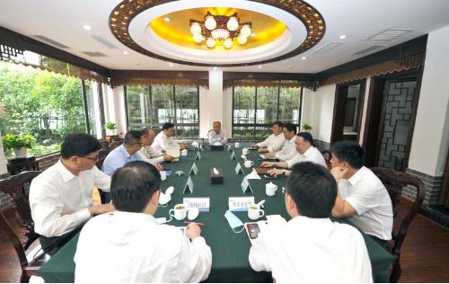 务实创新奋楫进 勇立潮头敢争先 ——有限公司召开二级单位经理座谈培训会