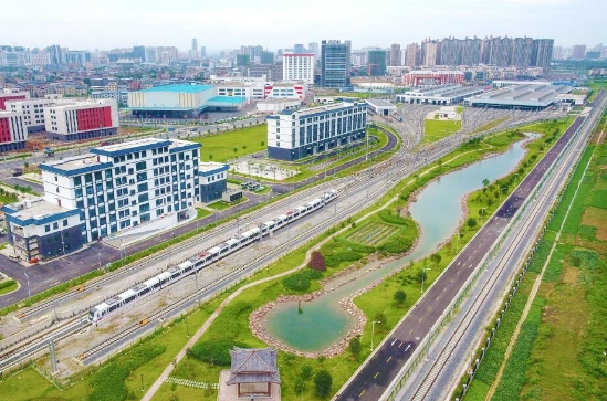集团公司承建南宁市轨道交通3号线一期工程获“鲁班奖”