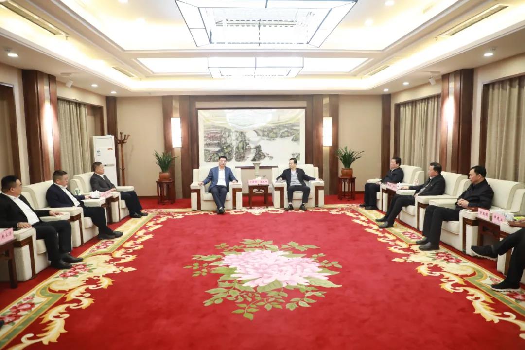 【高质量发展】中建七局党委书记、董事长方胜利一行拜访开封市委书记高建军