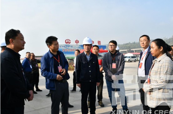 魏艺红到玉磨铁路研和铺架基地视察