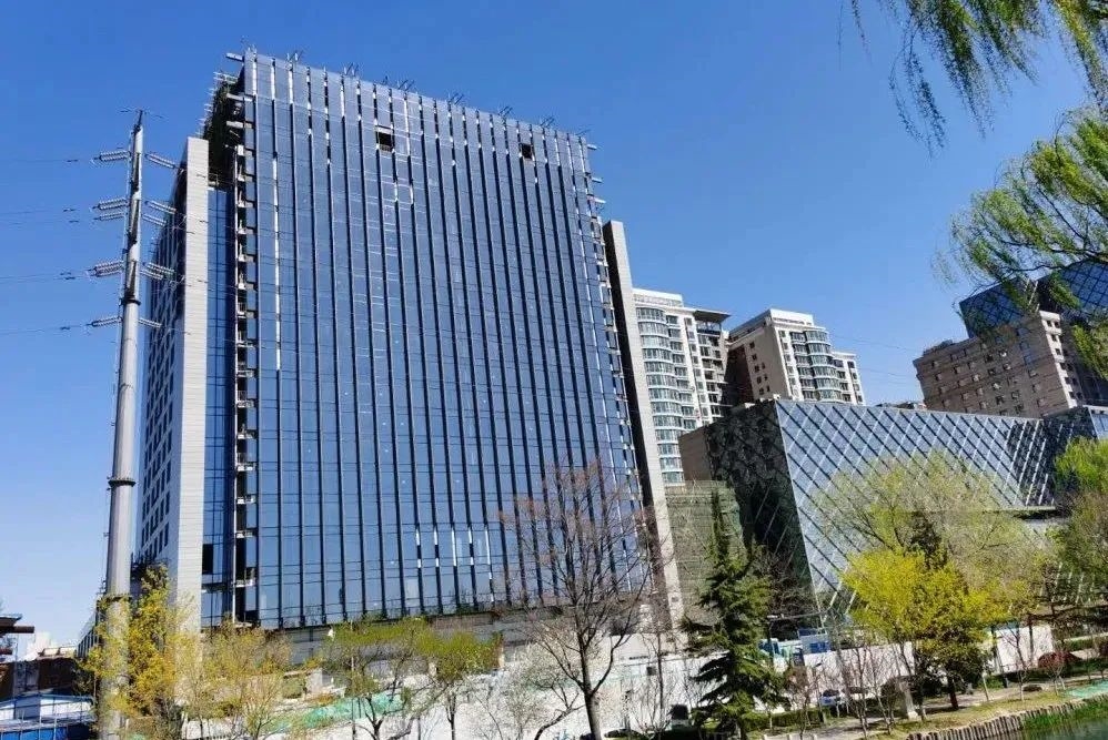 新兴建设承建的国家能源集团办公楼改造项目防疫复工工作得到国家能源集团领导高度赞扬