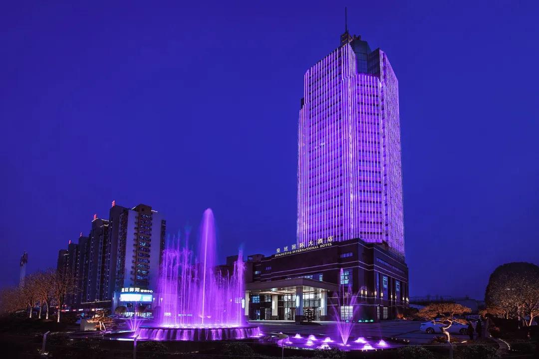 【美瑞德装饰】波涛叠浪，卧邻古镇：泰州皇廷国际大酒店