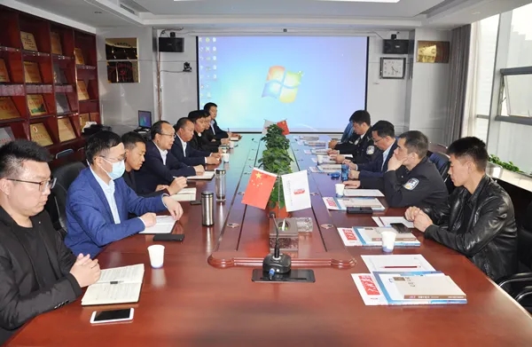 林州市公安局建筑业犯罪侦查大队莅临我集团公司调研座谈