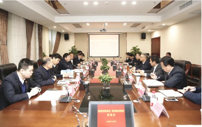 陕建集团与陕西粮农集团座谈交流