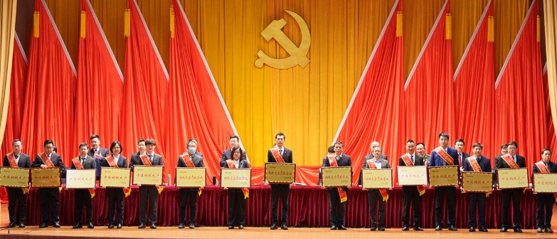 喜报！华泰建设荣获2022年度南昌市青云谱区“十佳纳税大户”表彰