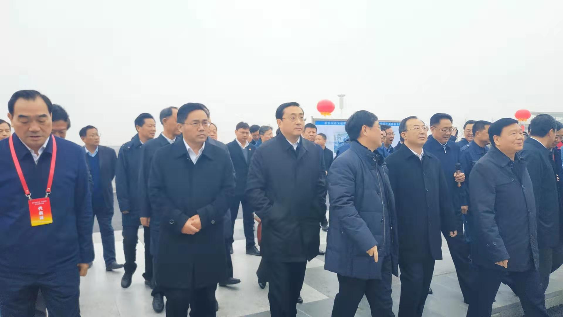 连镇铁路连淮段正式运营通车