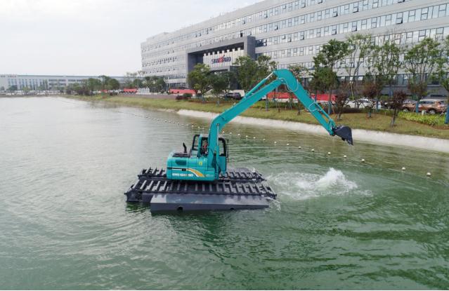 挖掘机“水上漂”！山河智能出品