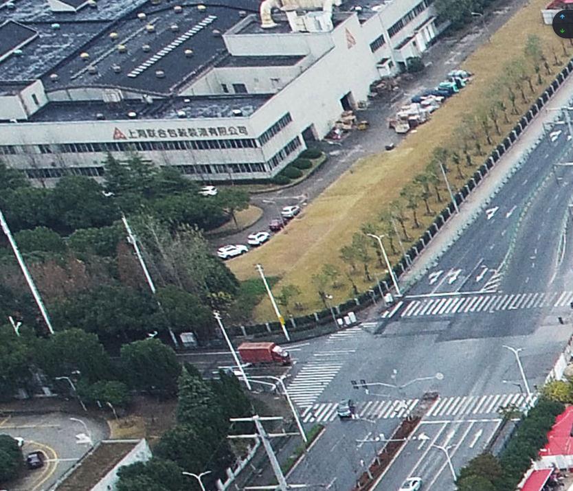 上海浦东足球场屋盖钢结构顺利合拢