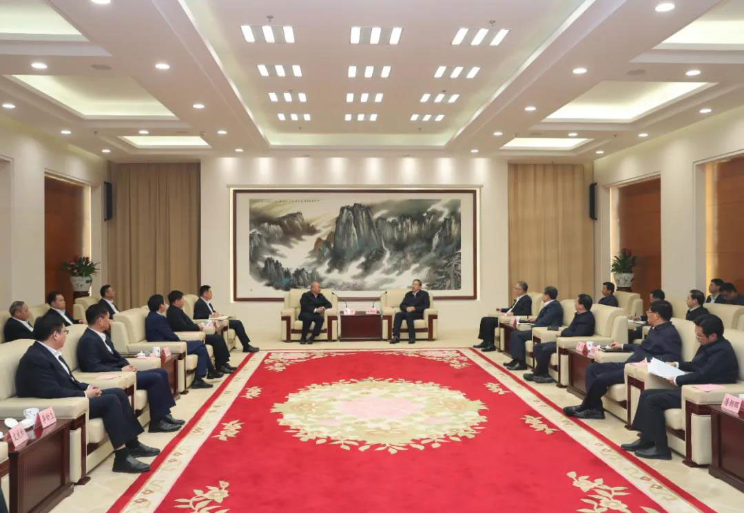 陈云与安徽省、合肥市主要领导会谈，李新生、刘勃出席活动