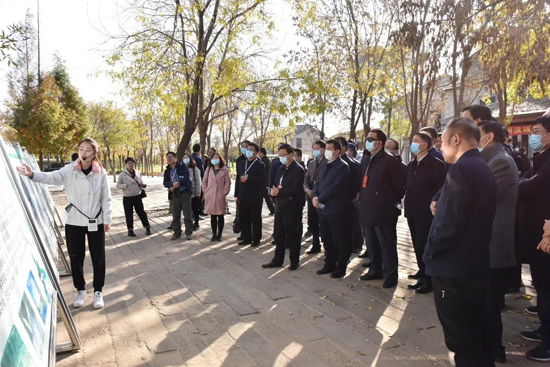 黄河流域生态保护和高质量发展国际论坛调研组一行到集团项目调研
