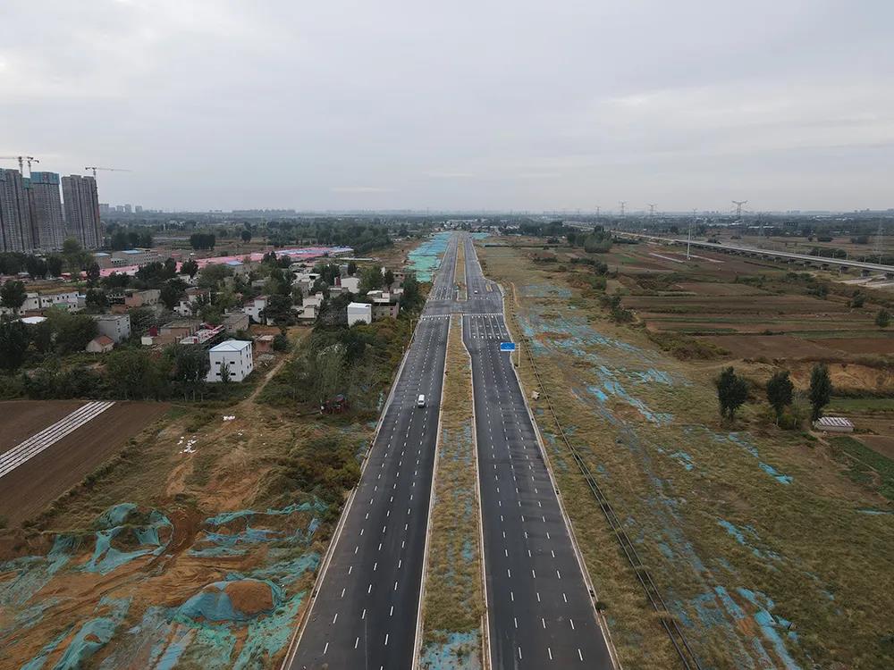 建证·安装发布|牛年向前“犇”！这个项目三条道路通过竣工验收
