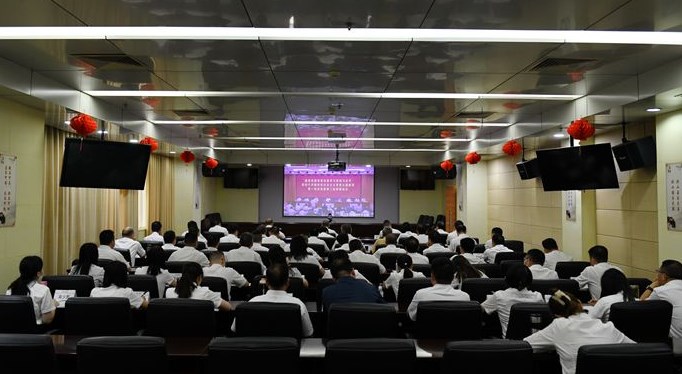 广西水电集团党委组织参加国资委主题教育第一批总结暨第二批部署会议和第二批主题教育工作培训会议