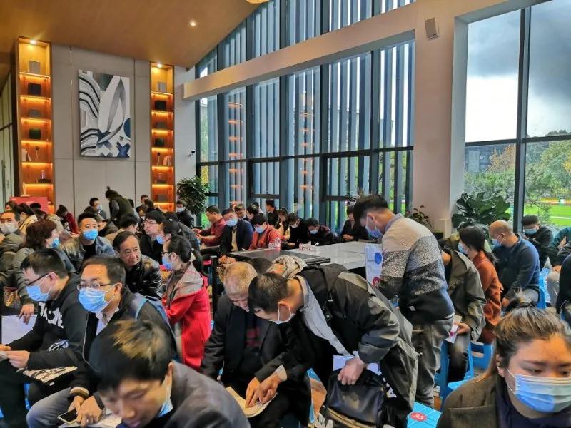 金秋十月 美好绽放--清凉云晖2#楼盛大开盘