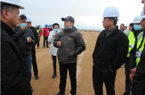 新疆交通投资有限责任公司调研组一行到新疆S21公路项目调研指导工作