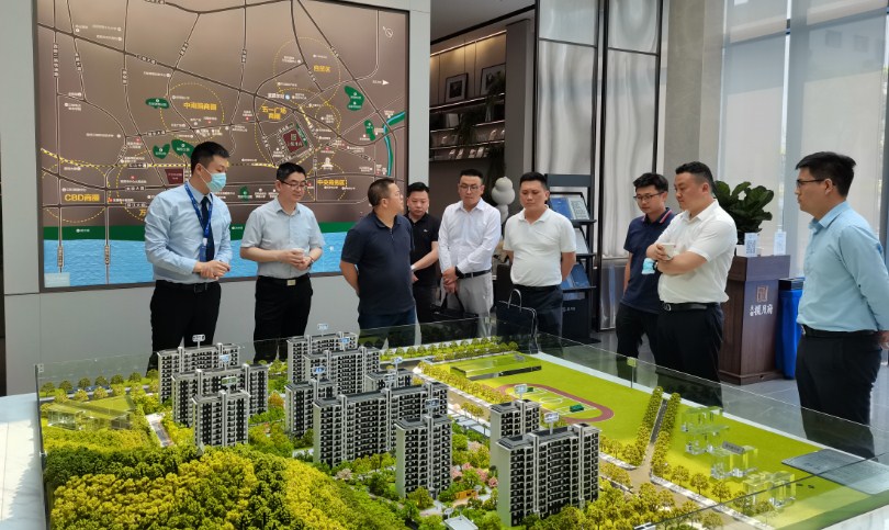 汉阳市政副董事长虞志鹏一行赴天创地产宜昌片区深入考察指导工作