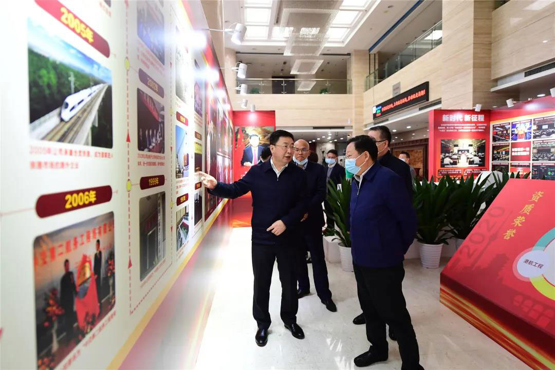 湖北省总工会、武汉市总工会、新疆博州总工会到中交二航局调研