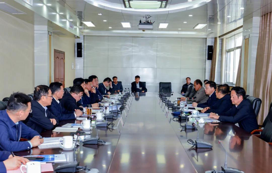 山西省副省长韦韬到中铁十二局及所属项目调研