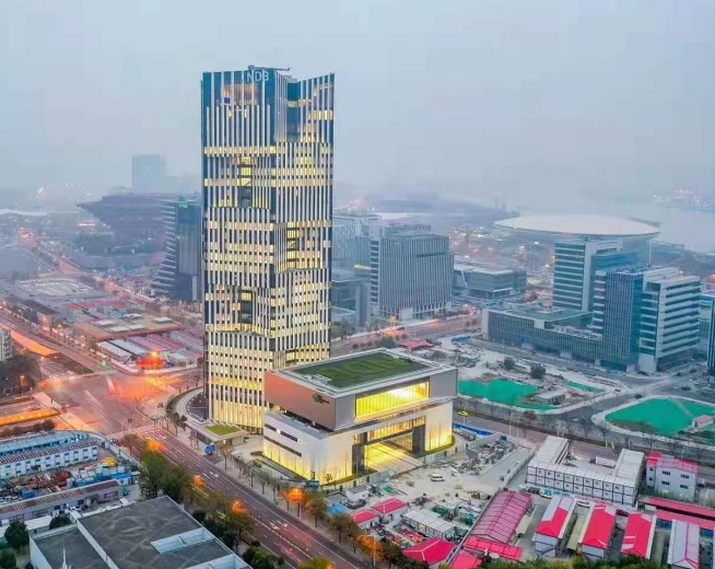 新开发银行总部大楼--凌云幕墙在上海浦东又铸新地标