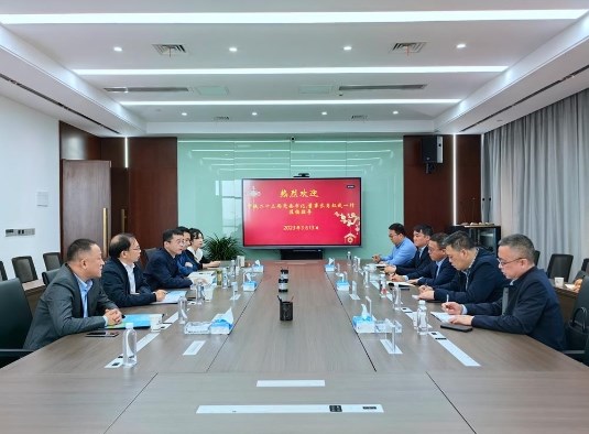 肖红武到宜昌市开展商务活动