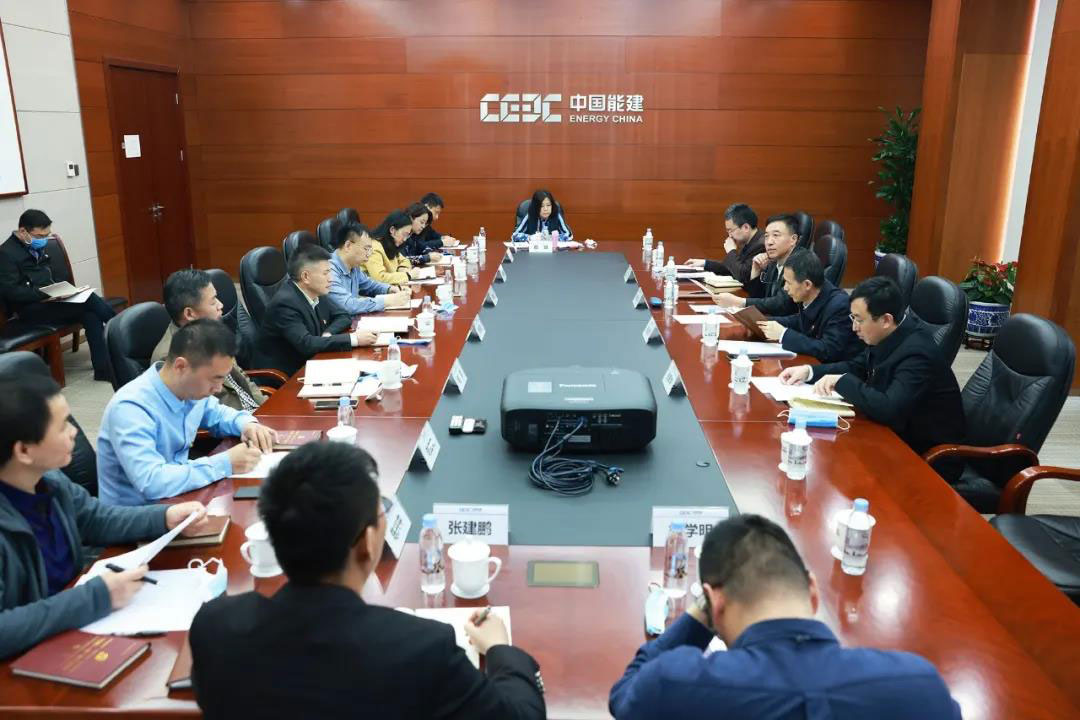 孙洪水参加支部组织生活会并讲党课