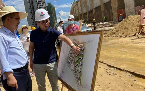 西昌市领导赴城投·南山云门项目进行安全生产专项检查