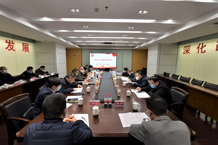 集团副总经理邝宏柱到江西交工调研