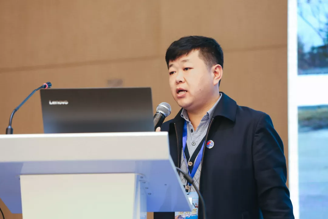 徐工1.jpg