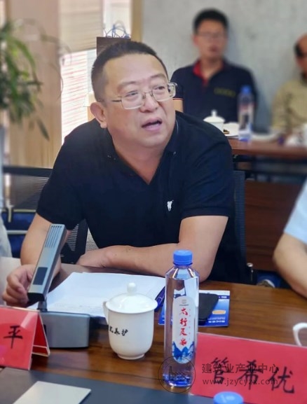 06.jpg