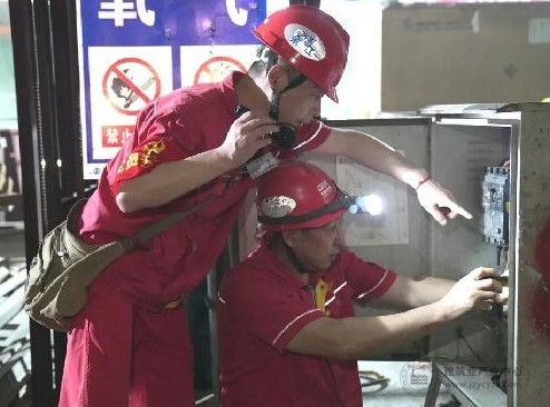 02.jpg