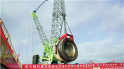 【王者风范】中联重科履带吊在黄河隧道与桥梁建设中大显神威