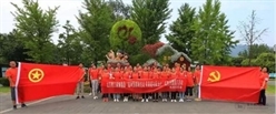 高举团旗跟党走，青春建功我先行