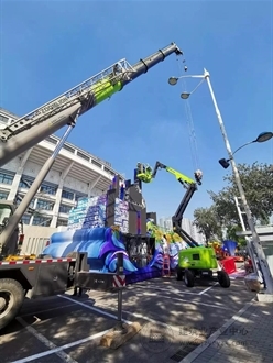 湖南卫视 | 新闻揭秘国庆彩车背后故事：彩车村的幕后