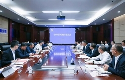 陈文健与广东省省长马兴瑞举行会谈，并调研华南区域二级单位