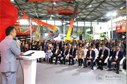 APEX 2019 | 全场焦点，万众瞩目！星邦重工震撼发布全球最高曲臂暨战略合作签约仪式圆满举行