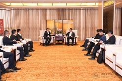 中建八局党委副书记、总经理章维成拜会盐城市委副书记、市长曹路宝