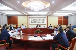 集团公司党委理论学习中心组举行2021年第五次集中学习
