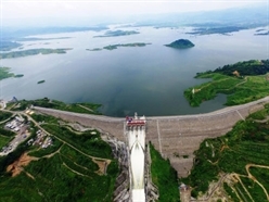 中国水利十局公司承建的印尼佳蒂格德大坝工程荣获国家优质工程奖