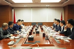 戴立先会见广州市建筑集团有限公司董事长梁湖清
