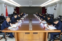 晏志勇丁焰章同中国南水北调集团主要领导会谈