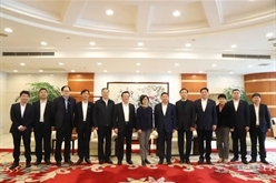 中建八局党委书记、董事长李永明拜会上海地产集团、上海文广集团主要负责人
