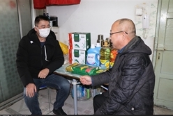 真情关爱暖人心