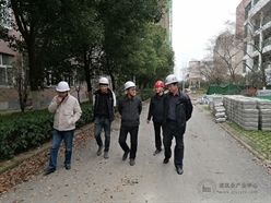 一六八中学校党委书记亲临佳伟建设集团承接一六八工程施工现场指导工作
