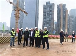 成都交投集团董事长冉亚林一行到SKP项目调研