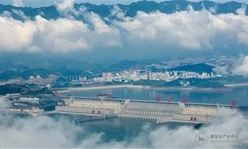 三峡水电站最新航拍，太震撼了！