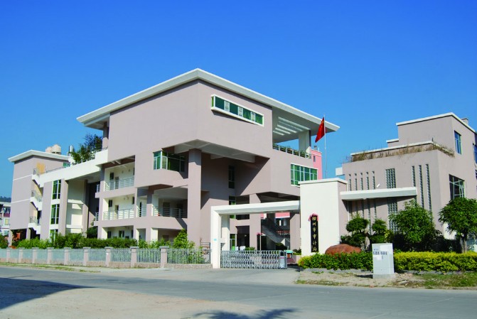 03.jpg